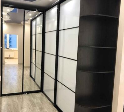 Шафи купе на замовлення Київ угловой шкаф купе в прихожую от BALY